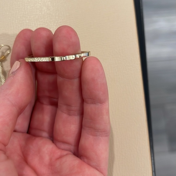 Kendra Scott Sophee Drop Earrings - GOLD - Picture 4 of 4